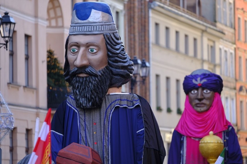 Parada Trzech Króli 2018 przeszła ulicami toruńskiej...