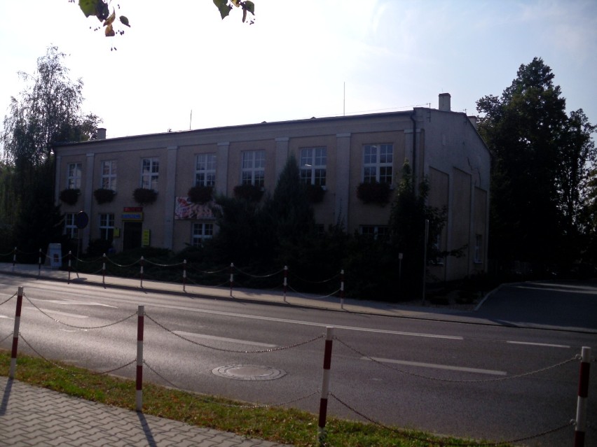 Budynek biblioteki 2016 r.
