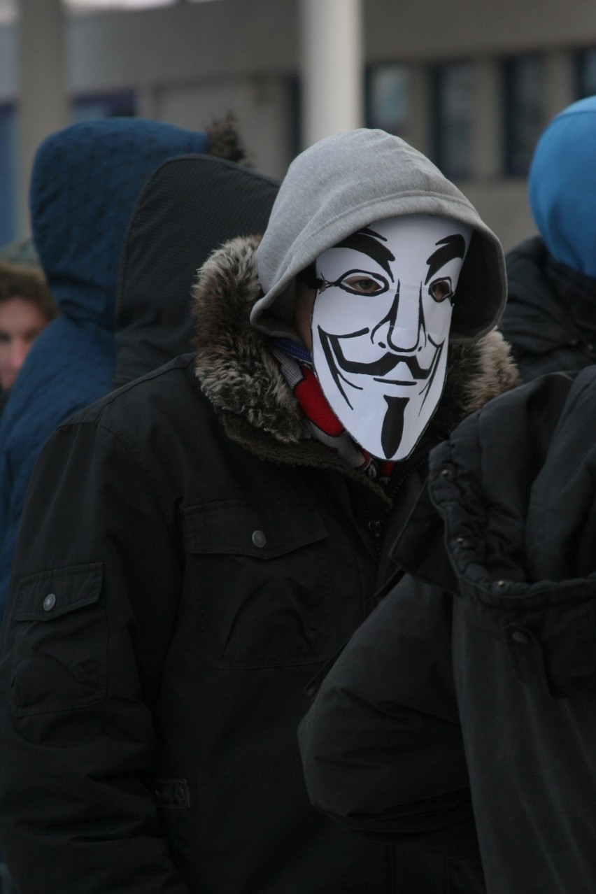 Puławy: Protestowali przeciwko ACTA (wideo, zdjęcia)