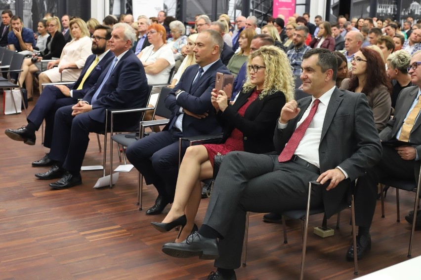 Nagrody dla laureatów plebiscytu Hipokrates 2019....