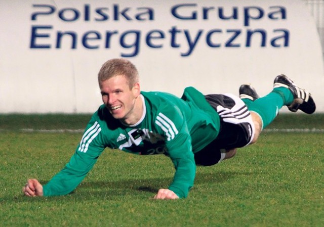Tak cieszył się w niedzielę Dawid Nowak, który strzelił trzy gole Polonii Warszawa.