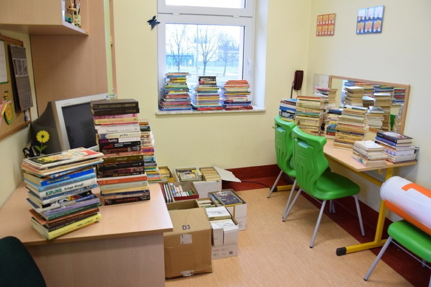 Książki od mieszkańców Malborka dla polskiej szkoły w Irlandii