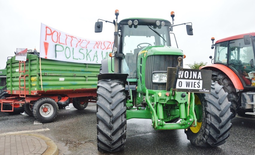 Protest rolników pod Piotrkowem 5.08. 2021. Zablokowali...
