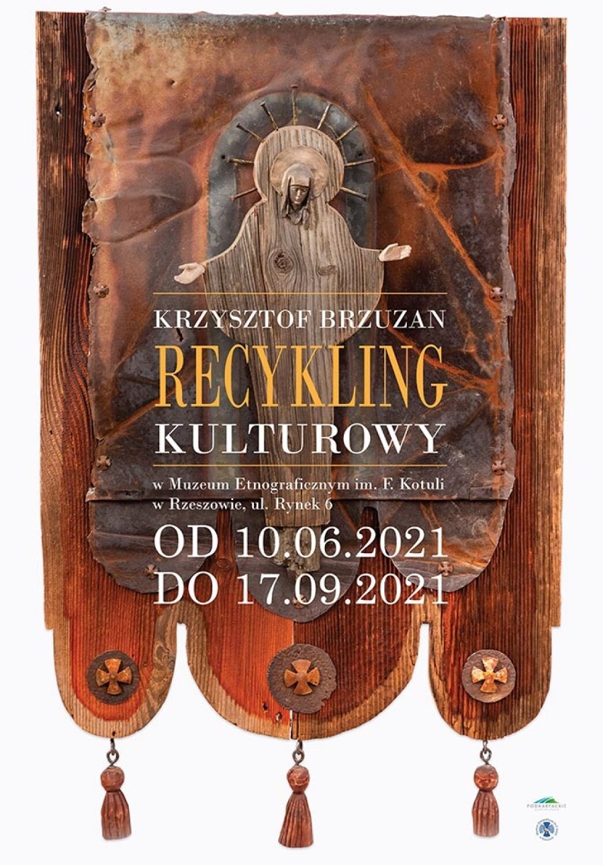 „Recykling kulturowy”. Niezwykła wystawa Krzysztofa Brzuzana w Muzeum Etnograficznym w Rzeszowie 