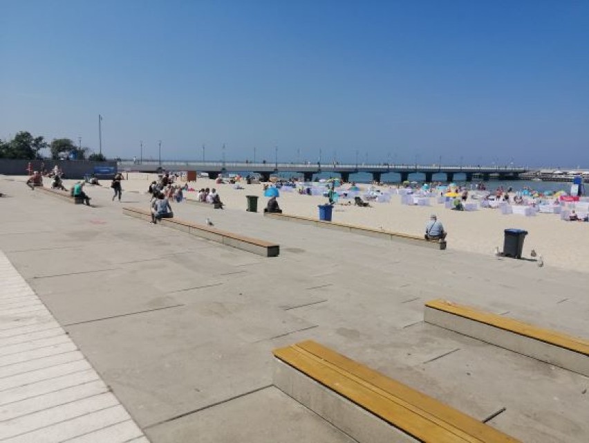 To te schody prowadzące na plażę, miałyby być strefą...