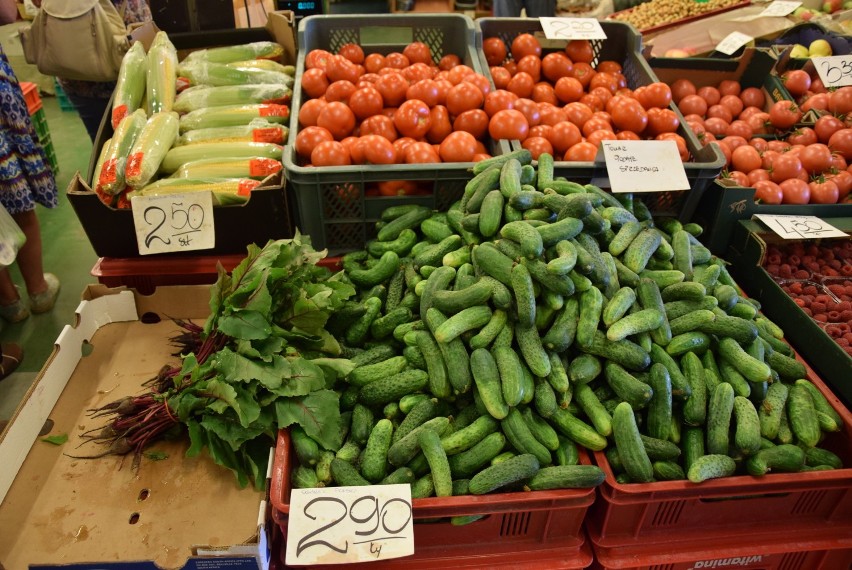 Ile kosztują warzywa i owoce na giełdzie w Białymstoku. Sprawdź, czy zmieniły się ceny [CENY 20.08.2018]