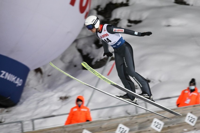 Skoki narciarskie ZAKOPANE NA ŻYWO 17.01.2021 r. Polacy bez podium. Wyniki, program. Gdzie oglądać transmisję TV oraz stream online?