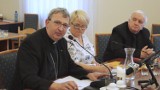 Spór o kaplicę w Wieluniu. Biskup pogroził palcem burmistrzowi