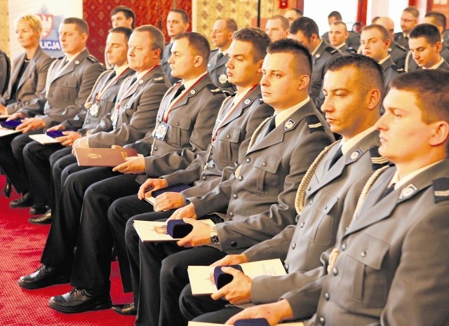 W tym roku "Kryształowe gwiazdy" dostało 53 policjantów