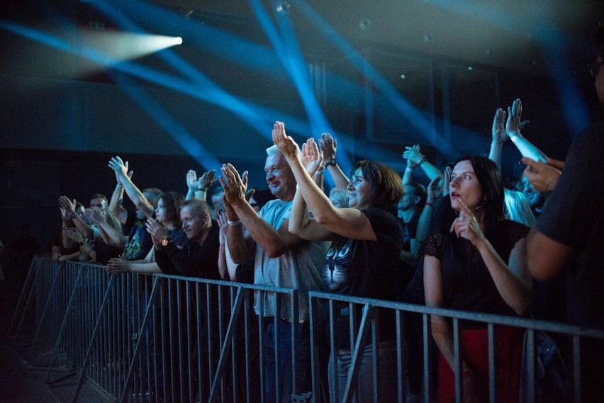 Kielce ROCKują. Turbo, Rezerwat i Maciej Lipina dali niezapomniany koncert w Targach Kielce