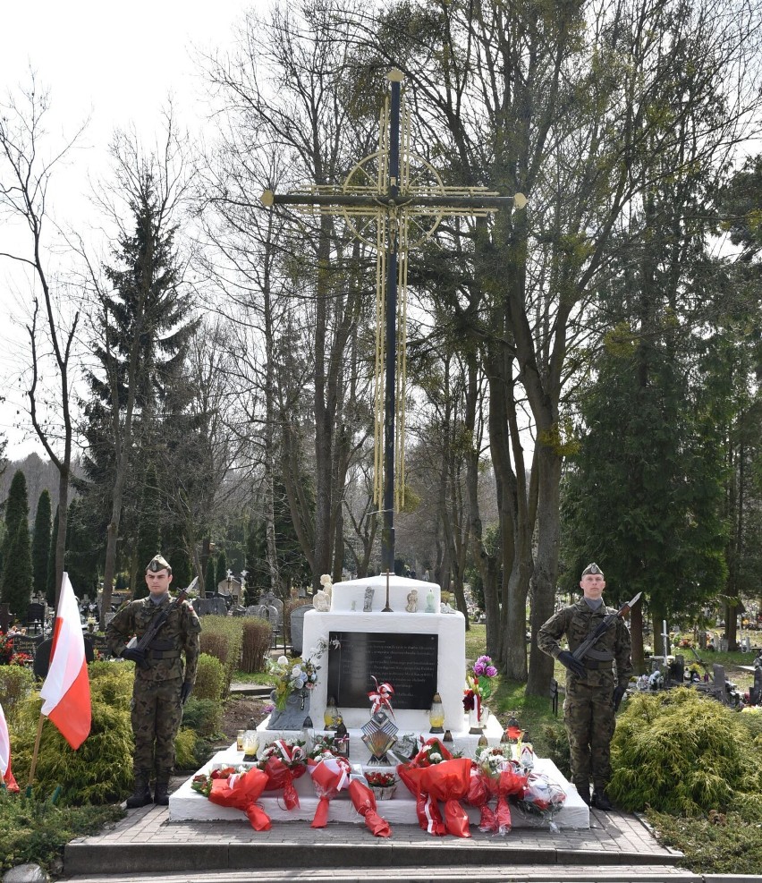 Ofiary zbrodni katyńskiej i katastrofy smoleńskiej upamiętnione w Malborku. Dwie tragiczne rocznice, jedna uroczystość na 
