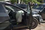 Stargard. Wypadek z udziałem policyjnego BMW na ul. Szczecińskiej. NOWE ZDJĘCIA