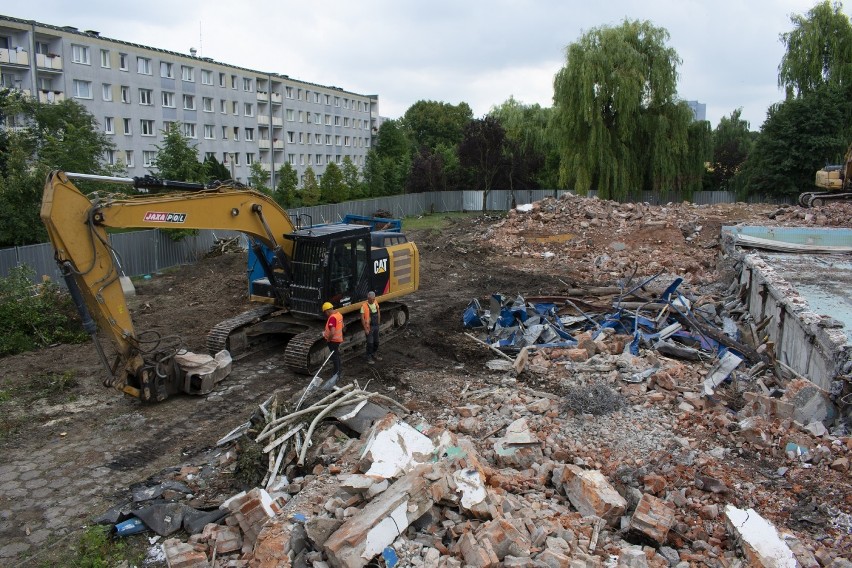 Budynek starej pływalni został już rozebrany.