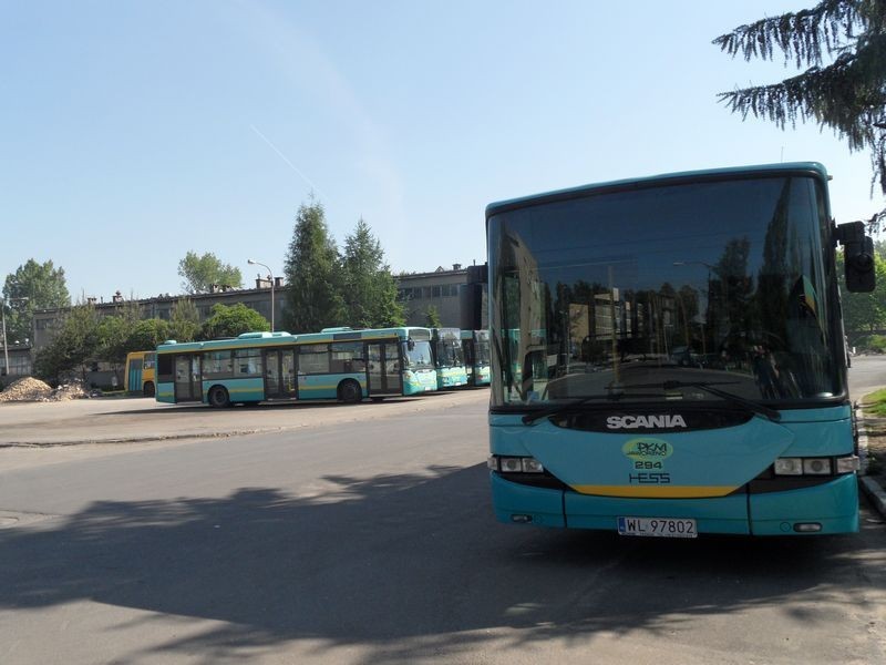 Nowe kolory autobusów PKM Jaworzno - jak je oceniacie? [SONDA]