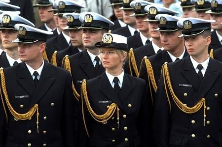 Gdynia. Nowi oficerowie w Marynarce Wojennej | Gdynia Nasze Miasto