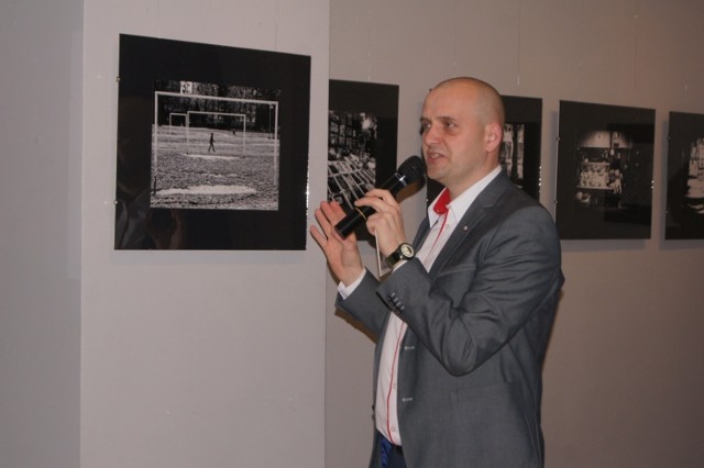 Na wystawę Excellence FIAP Polska 3 zaprasza do Miejskiej Biblioteki Publicznej Fundacja foto POZYTYW