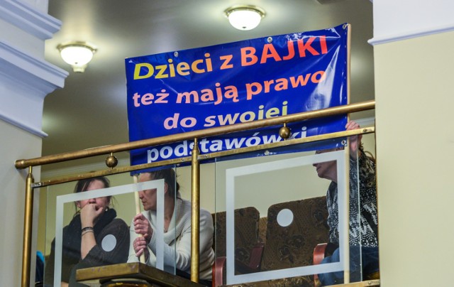 W Bydgoszczy najwięcej emocji wzbudziła sprawa wprowadzenia zmian na osiedlu Bajka. Chodzi o Zespół Szkół nr 35 przy ul. Gawędy.