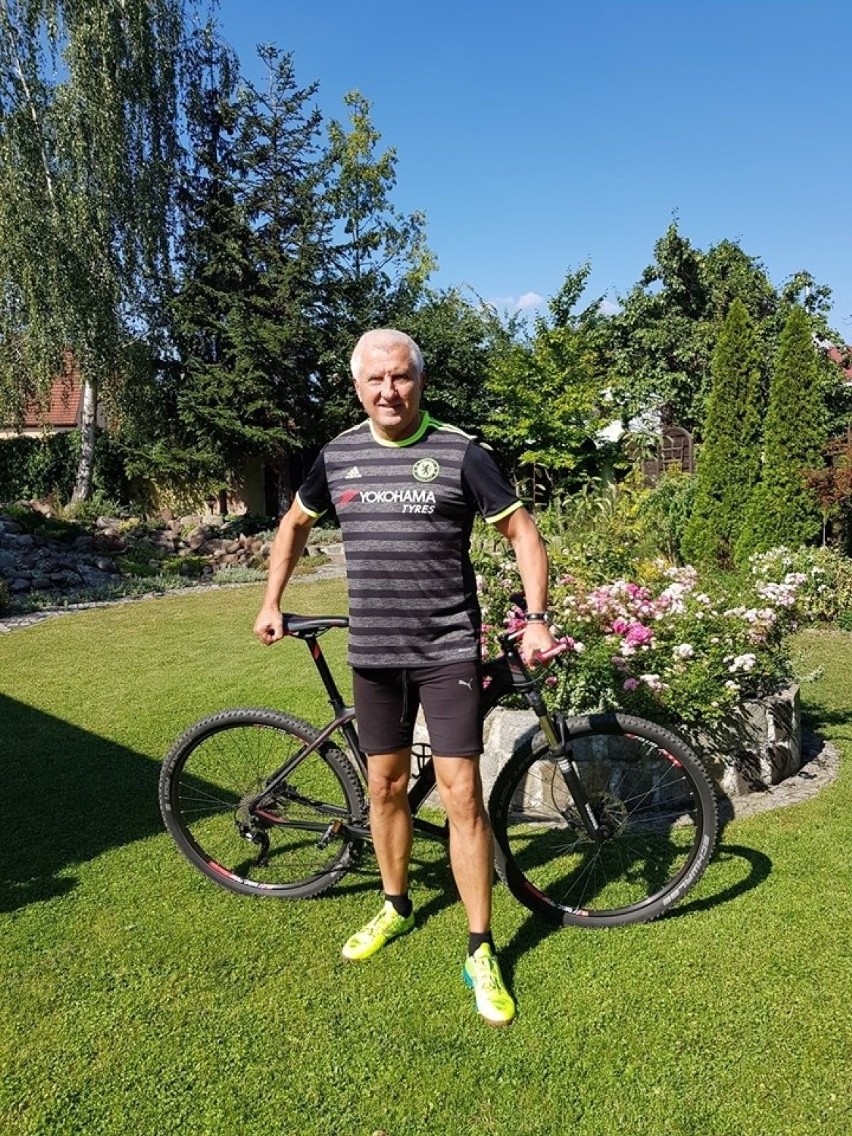 Prezydent Nowej Soli Wadim Tyszkiewicz lubi na rowerze...