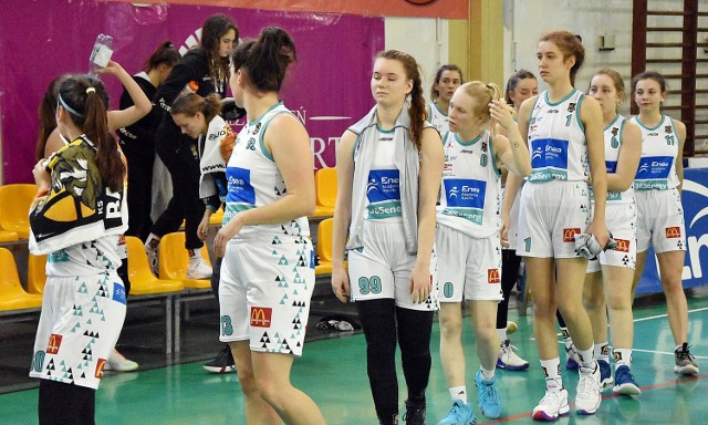 Drugoligowa drużyna Enea Basketu Piła uległa Katarzynkom z Torunia