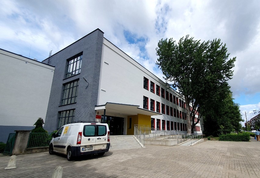 Szkoła Podstawowa numer 10 w Lesznie jest gotowa po...