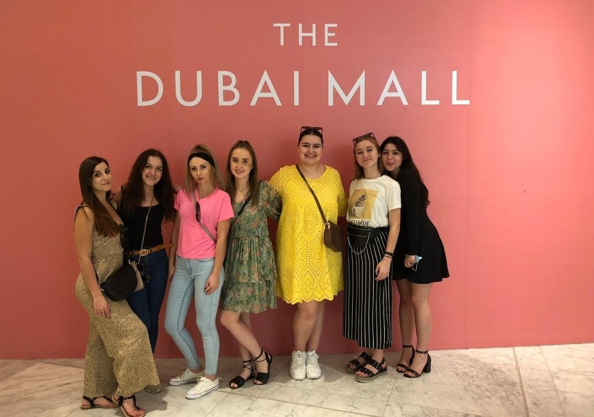 Wokalistki z Kluczborka na festiwalu w Dubaju