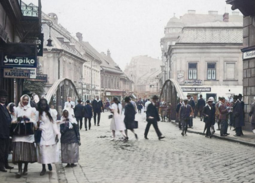 Bielsko-Biała przed wojną. Pokolorowaliśmy archiwalne ZDJĘCIA! To jak podróż w czasie. Zobaczcie efekt