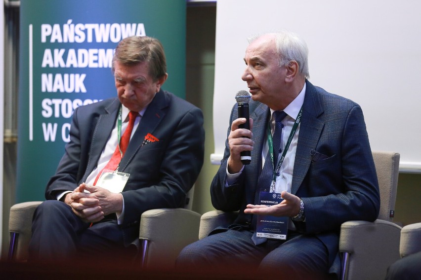 Trwa  trzydniowa konferencja w chełmskiej PANS integrująca ludzi świata nauki i przemysłu. Zobacz zdjęcia