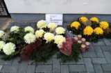 Grupa "Kraśnik broni praw kobiet" zorganizowała pomoc dla sprzedawców kwiatów i zniczy