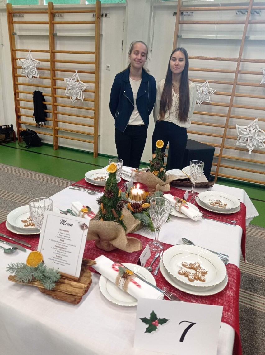 Najpiękniejszy stół świąteczny. Uczniowie z Żychlina na pierwszym miejscu. Ten konkurs ma już 19 lat [ZDJĘCIA]