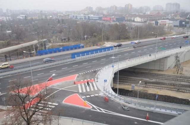 W obrębie wiaduktu zmienił się cały układ komunikacyjny, dlatego kierowcy nie powinni jechać tam "na pamięć".