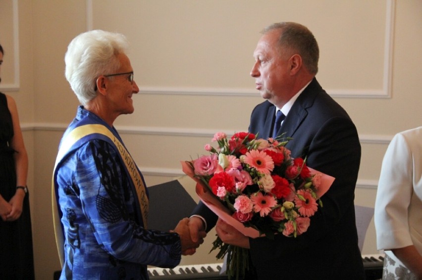 Nadanie tytułu Ewie Gawin odbyło się we wtorek ( 9 sierpnia)...