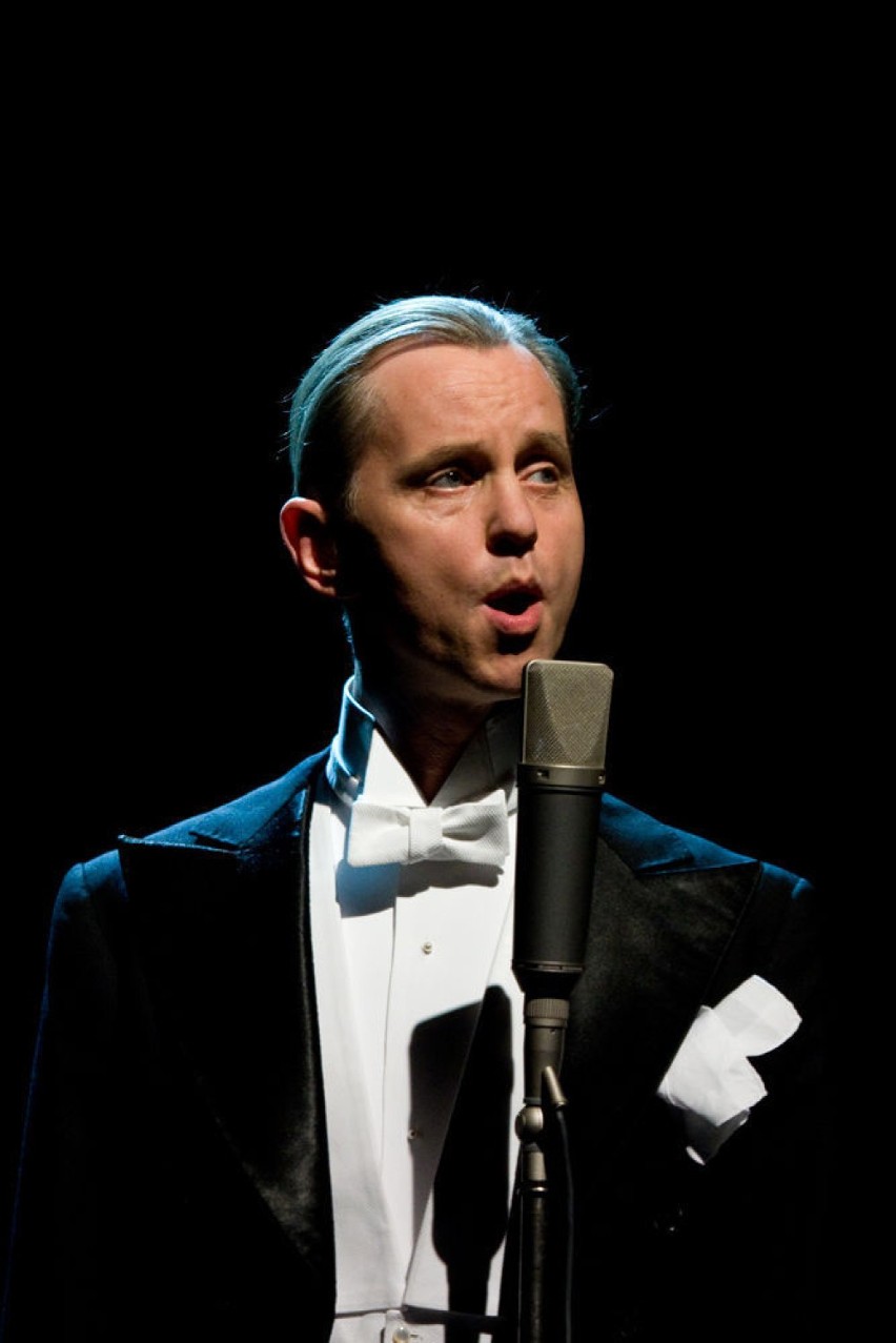 Max Raabe & the Palast Orchester