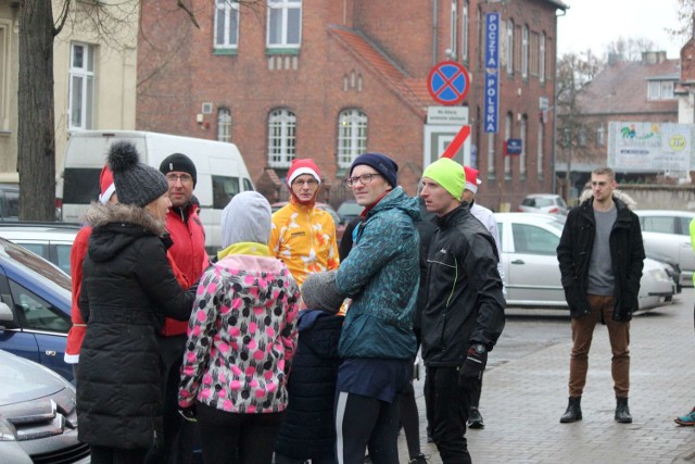 Wigilia Międzychodzkich Biegaczy 2018 (24.12.2018).

CIĘŻARÓWKA COCA-COLA W MIĘDZYCHODZIE > ZDJĘCIA ZE ŚWIĘTYM MIKOŁAJEM

CIĘŻARÓWKA COCA-COLA W MIĘDZYCHODZIE > ZDJĘCIA PRZY AUCIE

CIĘŻARÓWKA COCA-COLA W MIĘDZYCHODZIE > ZDJĘCIA Z PLACU KOŚCIUSZKI

Co zrobić, żeby po świętach nie zmarnować jedzenia?
