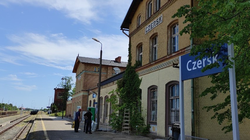 Dworzec kolejowy w Czersku