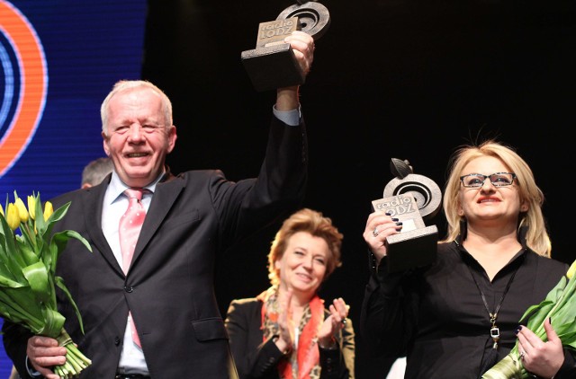 Statuetki Łodzianina Roku 2014 otrzymali Wojciech Szrajber i Beata Konieczniak