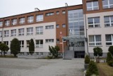 Rozbudowa Szkoły Podstawowej nr 2 w Pruszczu. Nowa sala gimnastyczna i sale lekcyjne będą w tym roku