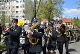 Święta Konstytucji 3 Maja w Pruszczu Gdański. Przemarsz ulicami miasta, złożenie kwiatów i piknik rodzinny