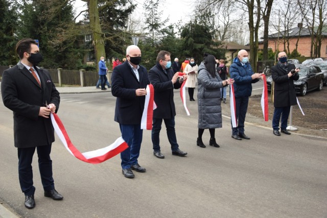 Droga Karsznice - Ostrówek w gminie Zduńska Wola oficjalnie oddana do użytku