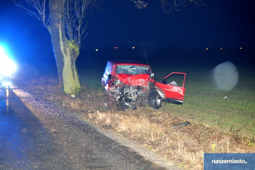 Wypadek w powiecie włocławskim. Kierowca nissana był pijany?! [zdjęcia]