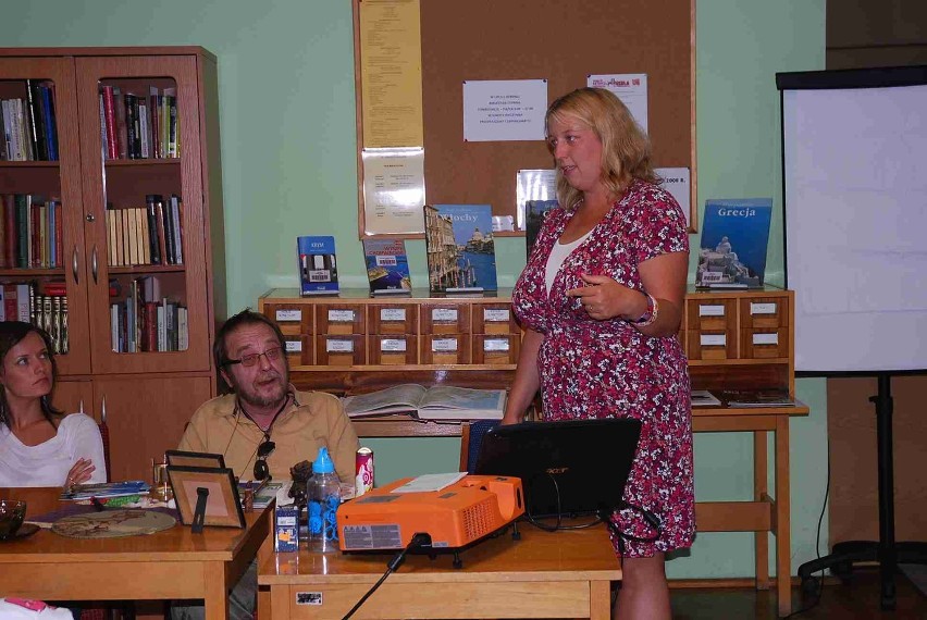Krotoszyńska Biblioteka Publiczna - Na krańcu Chin. Spotkanie z Agatą Kajewską. ZDJĘCIA