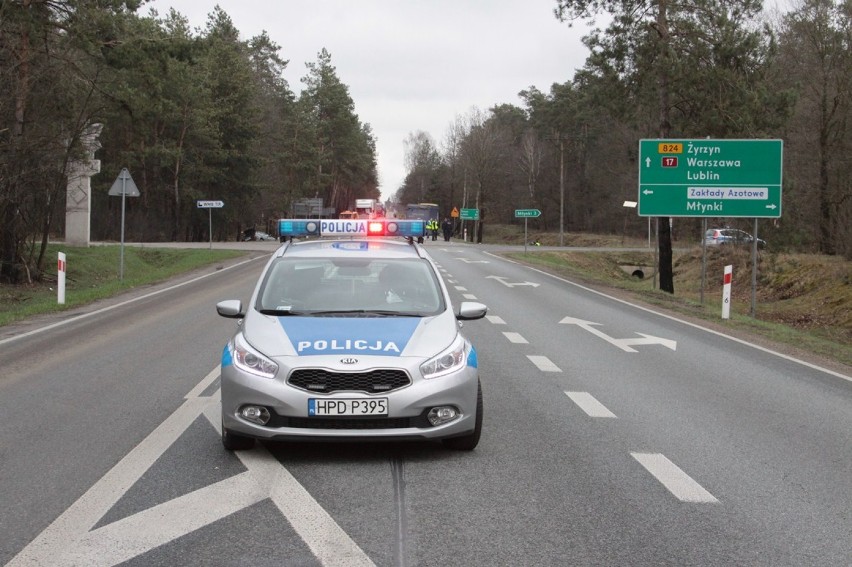 Śmiertelny wypadek koło Puławy, nie żyje 26-letnia kobieta