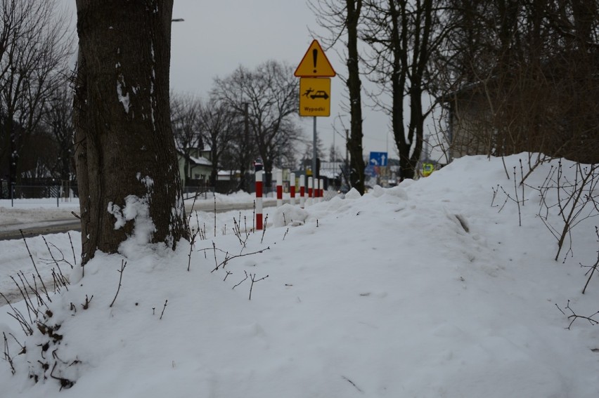 Śnieg w Bełchatowie. Jak wyglądają ulice i chodniki?...