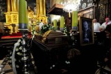 Na Wawelu rozpoczęły się dwudniowe uroczystości pogrzebowe proboszcza katedry śp. ks. prałata Zdzisława Sochackiego [ZDJĘCIA]