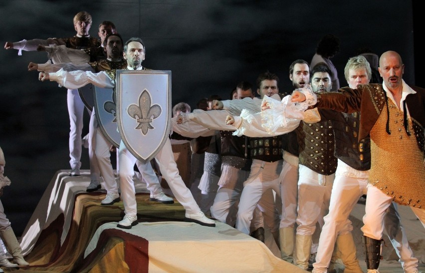 Próba przed premierą &quot;Joanny d'Arc&quot; w Operze Wrocławskiej (ZDJĘCIA)