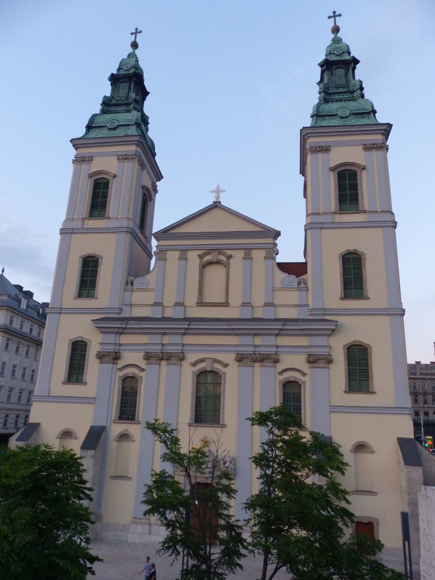 Budapeszt w łunie zachodu słońca. Fot. Adrianna...