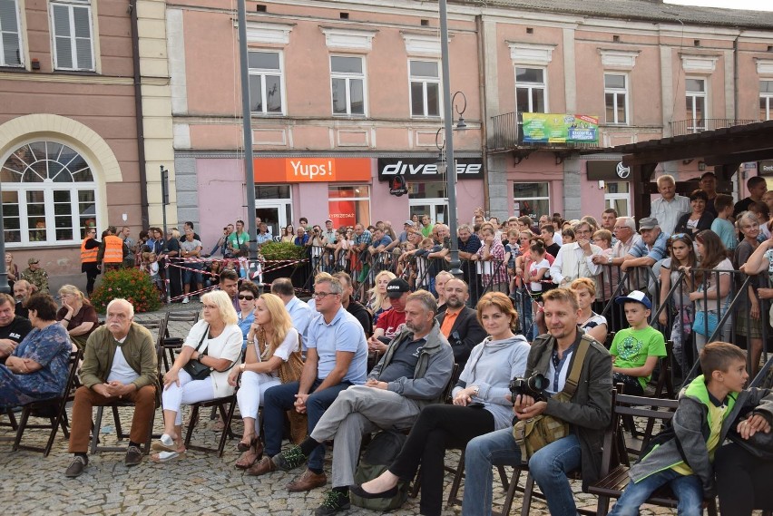 Skierniewiczanie w powstaniu warszawskim, to motyw przewodni...