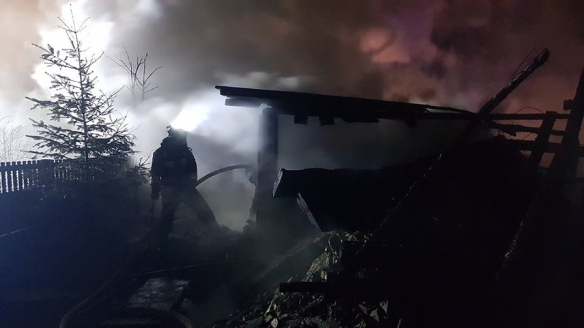 Pożar stodoły w Polichnie gasiła OSP Wolbórz