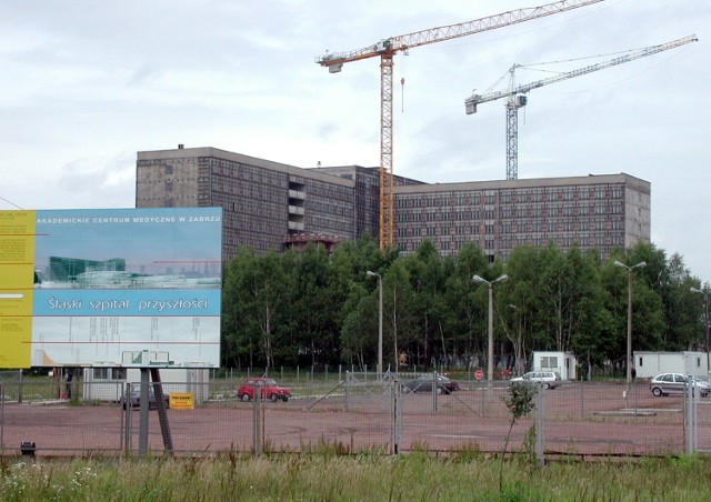 Akademickie Centrum Medyczne kilka lat po wyburzeniu. Pamiętacie jak wyglądało?
Zobacz kolejne zdjęcia. Przesuwaj zdjęcia w prawo - naciśnij strzałkę lub przycisk NASTĘPNE