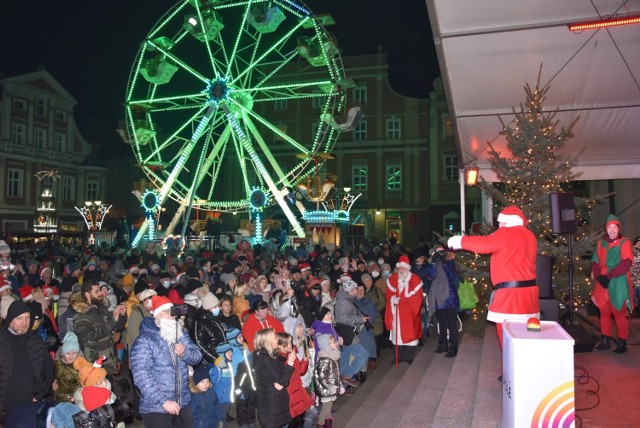 Jarmark bożonarodzeniowy w Opolu oficjalnie otwarty.