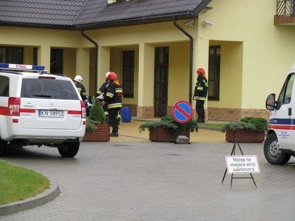 Ćwiczenia 'Pielgrzym 2011': zagrożenie terrorystyczne i pożar ołtarza papieskiego [ZDJĘCIA]